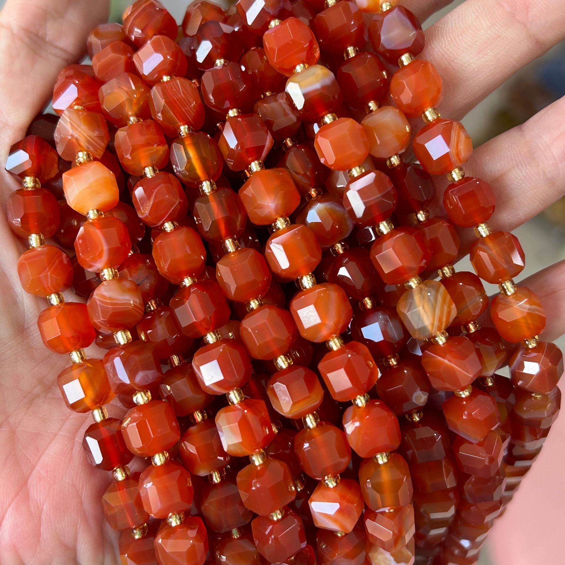 30 Red Lace Agate