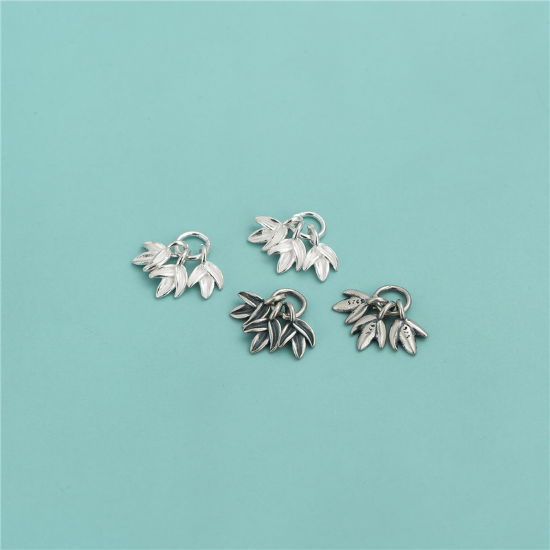Silver leaf-5.3 x 8.5 mm