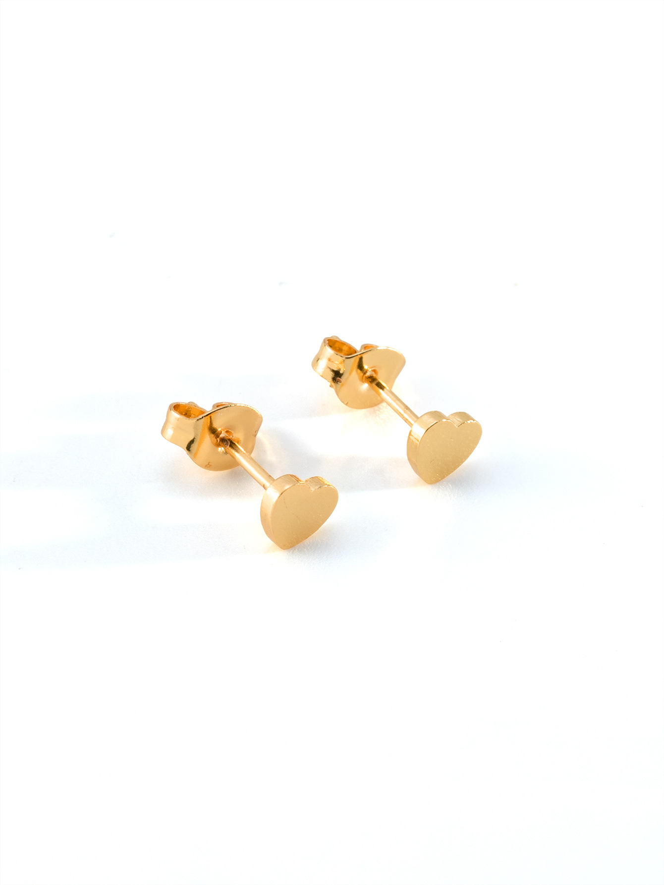 10:Love stud earrings golden