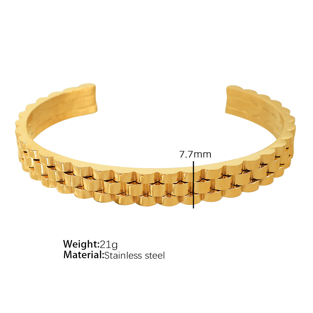 Gold non-adjustable opening bracelet