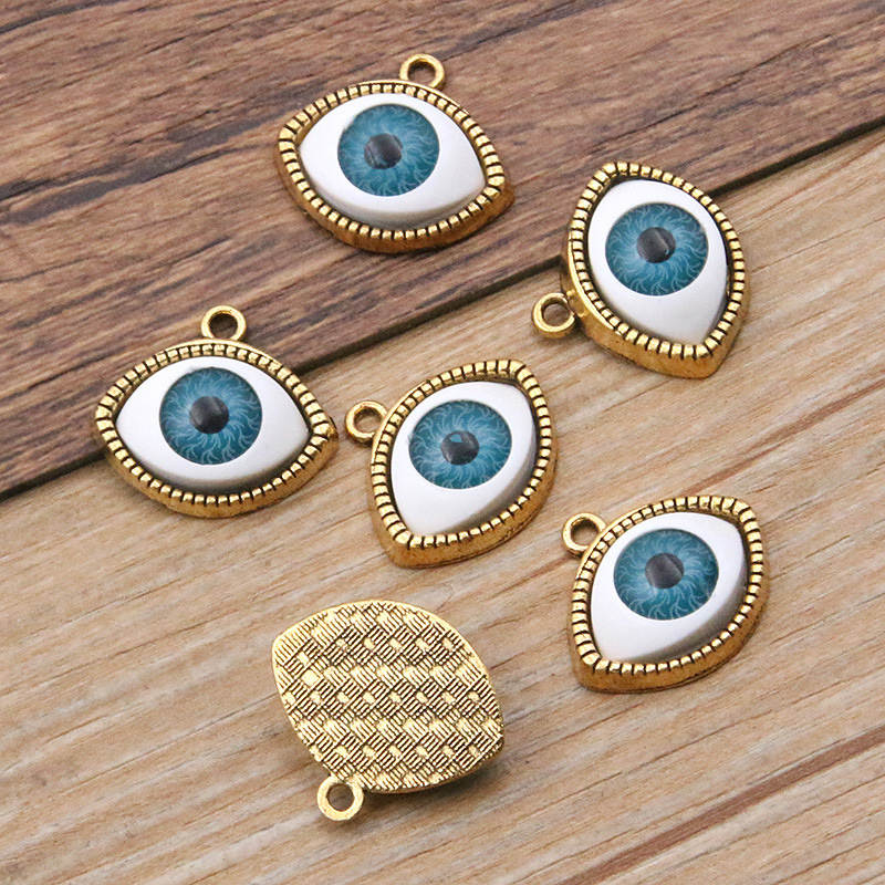 Antique gold color-Blue eye