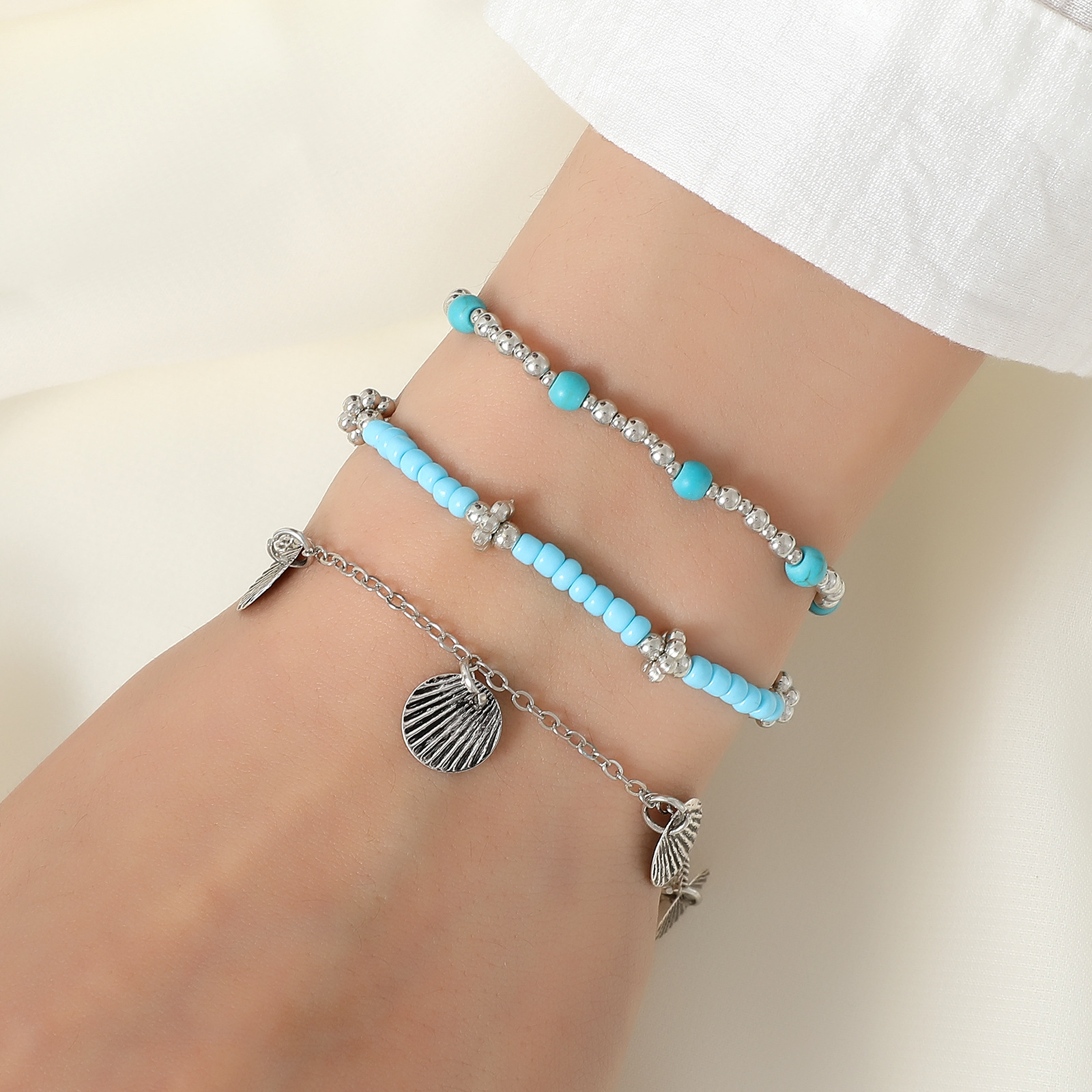 1:Light blue - Bracelet