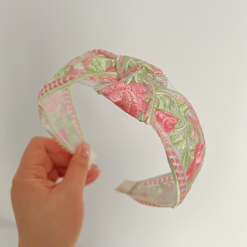 Pink embroidery knotted headband