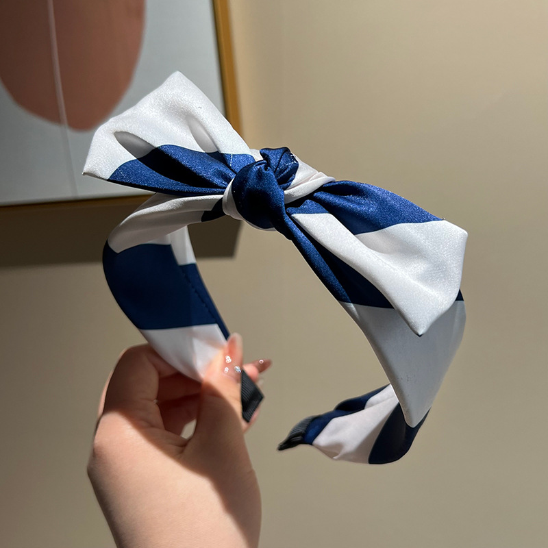 Dark blue matching bow headband