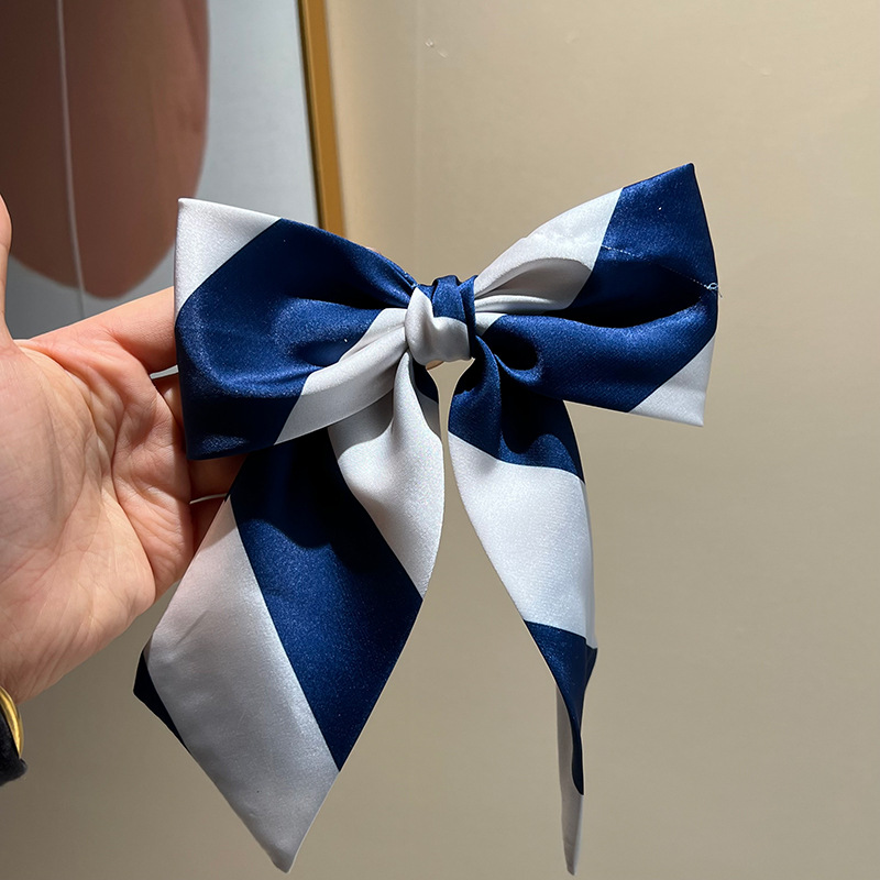 Dark blue matching bow hair clip