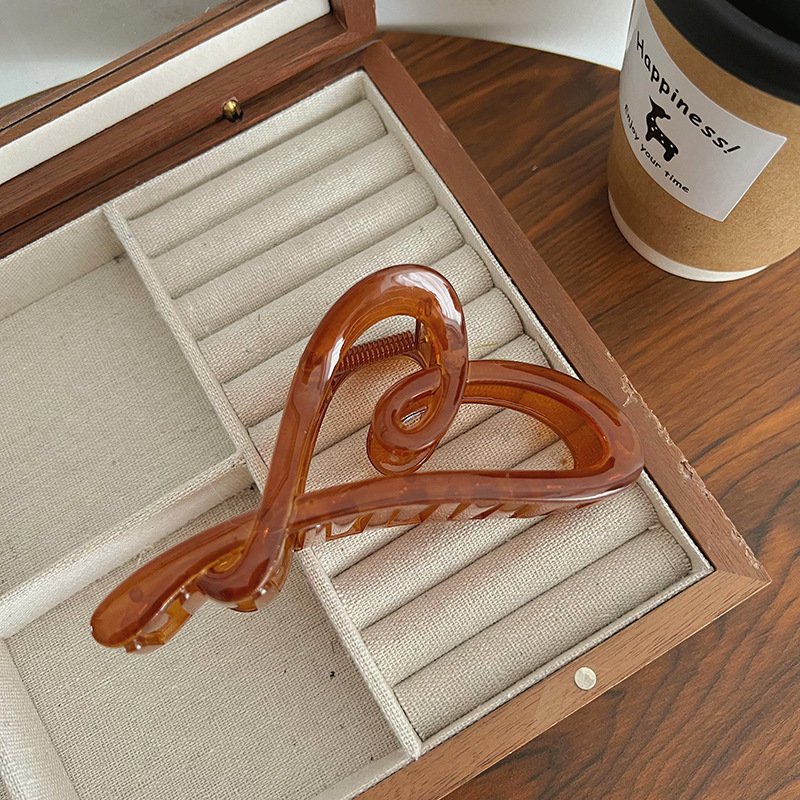 4:Coffee color love acrylic grab clip