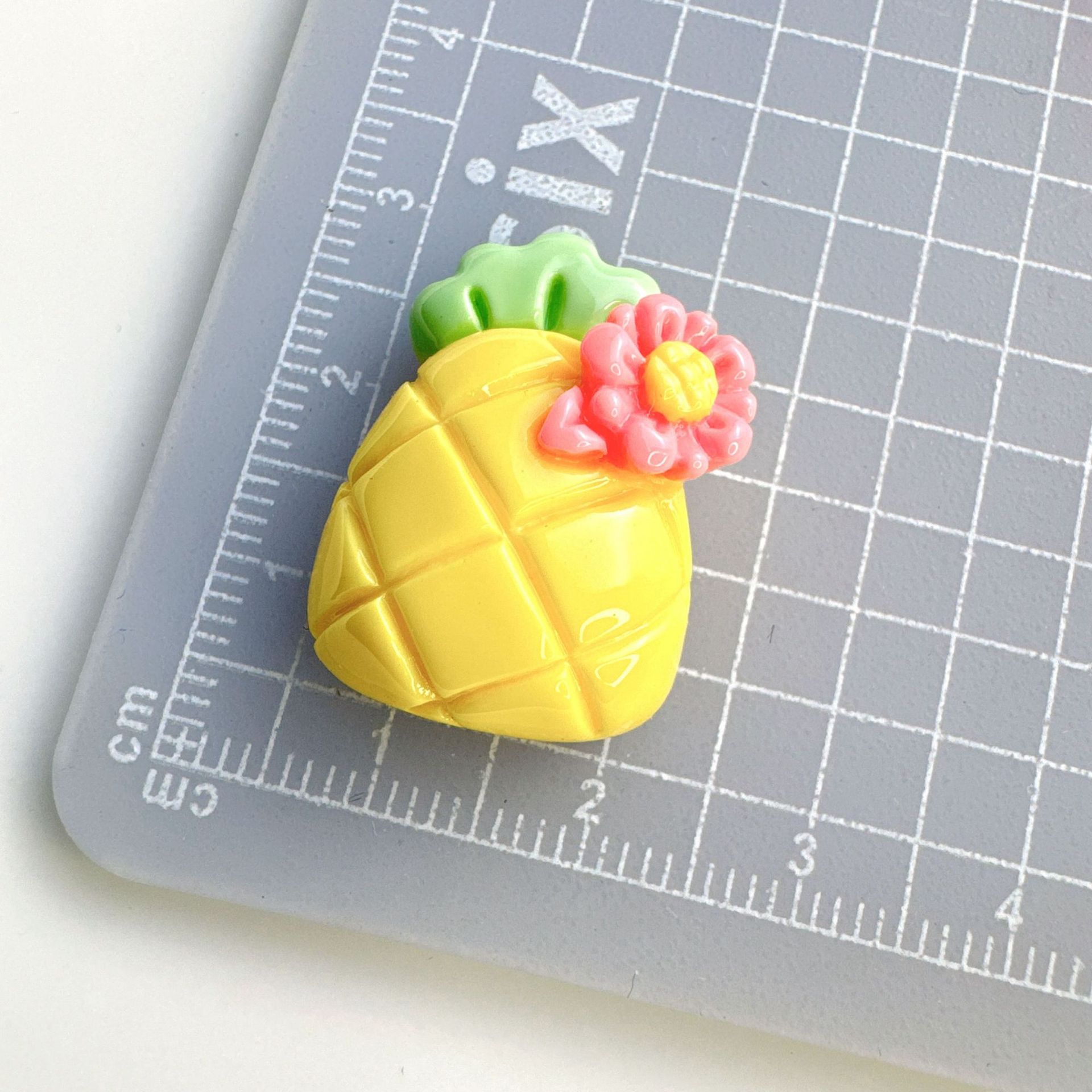 8:Pineapple-floret fruit