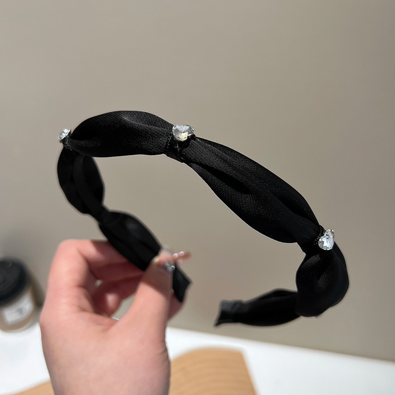 4:Black rhinestone headband