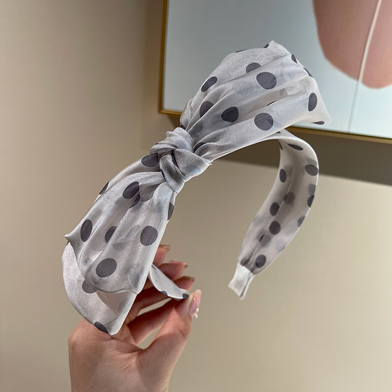 7:Gray polka-dot bow headband