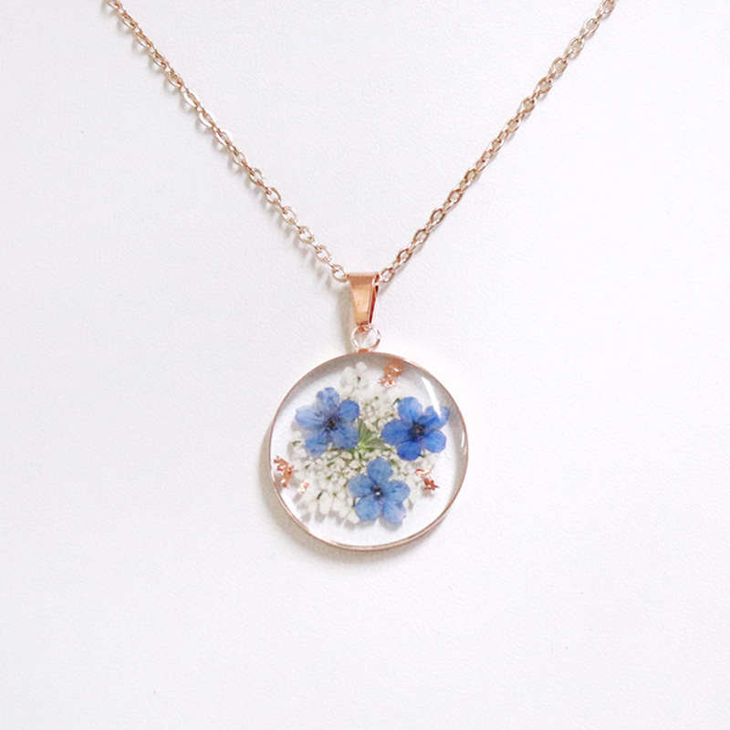 2:Rose gold forget-me-not