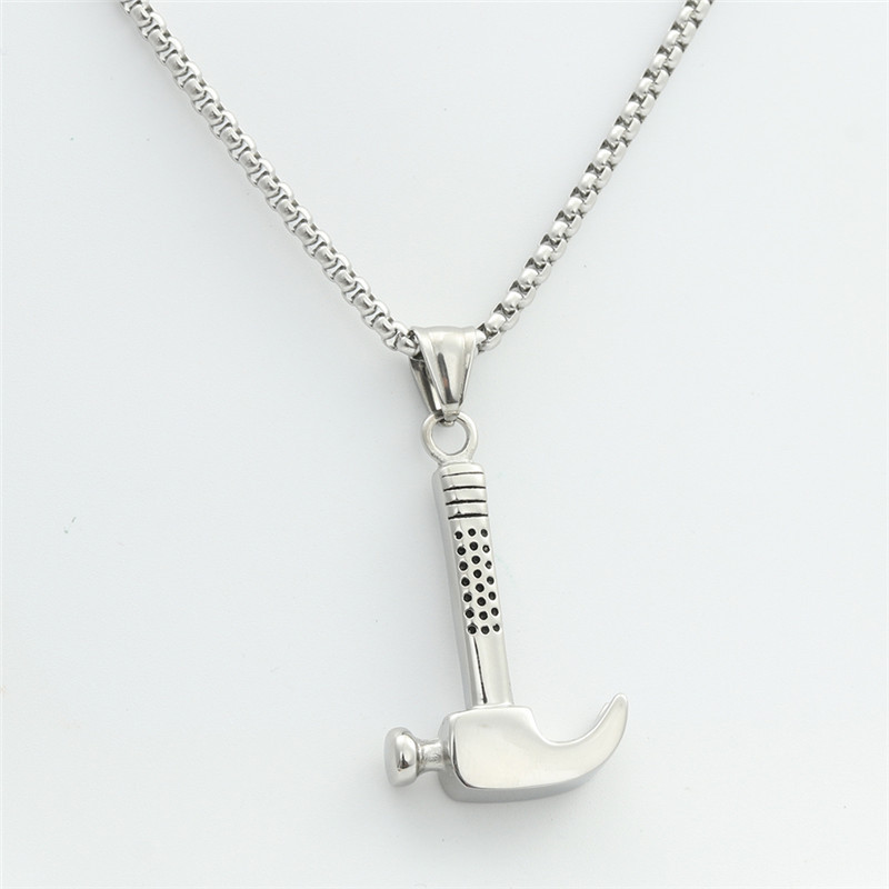 2:Silver pendant with chain 3.0 * 60cm