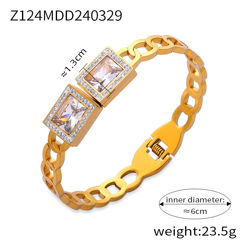 Z124- Gold bracelet