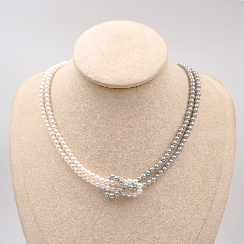 White and gray two-tone pearl necklace