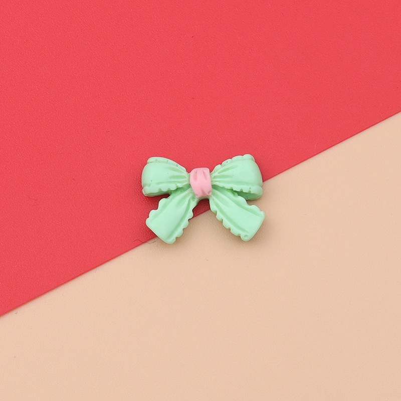 3:Green bow