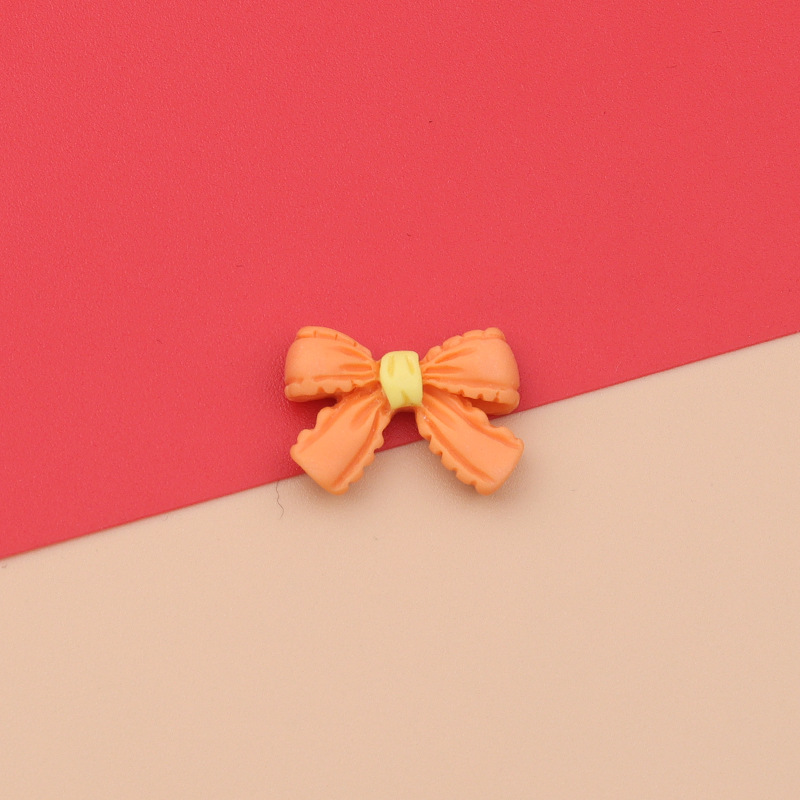 4:Orange Bow