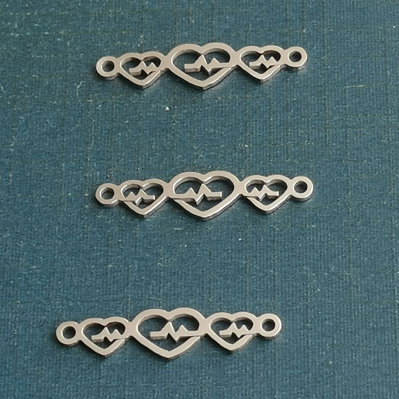 1:Silver connector