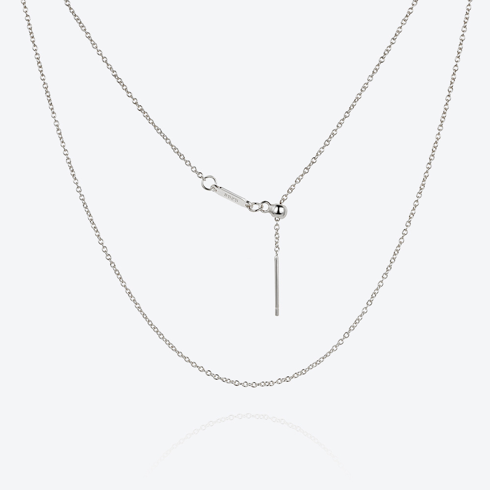27:Platinum necklace