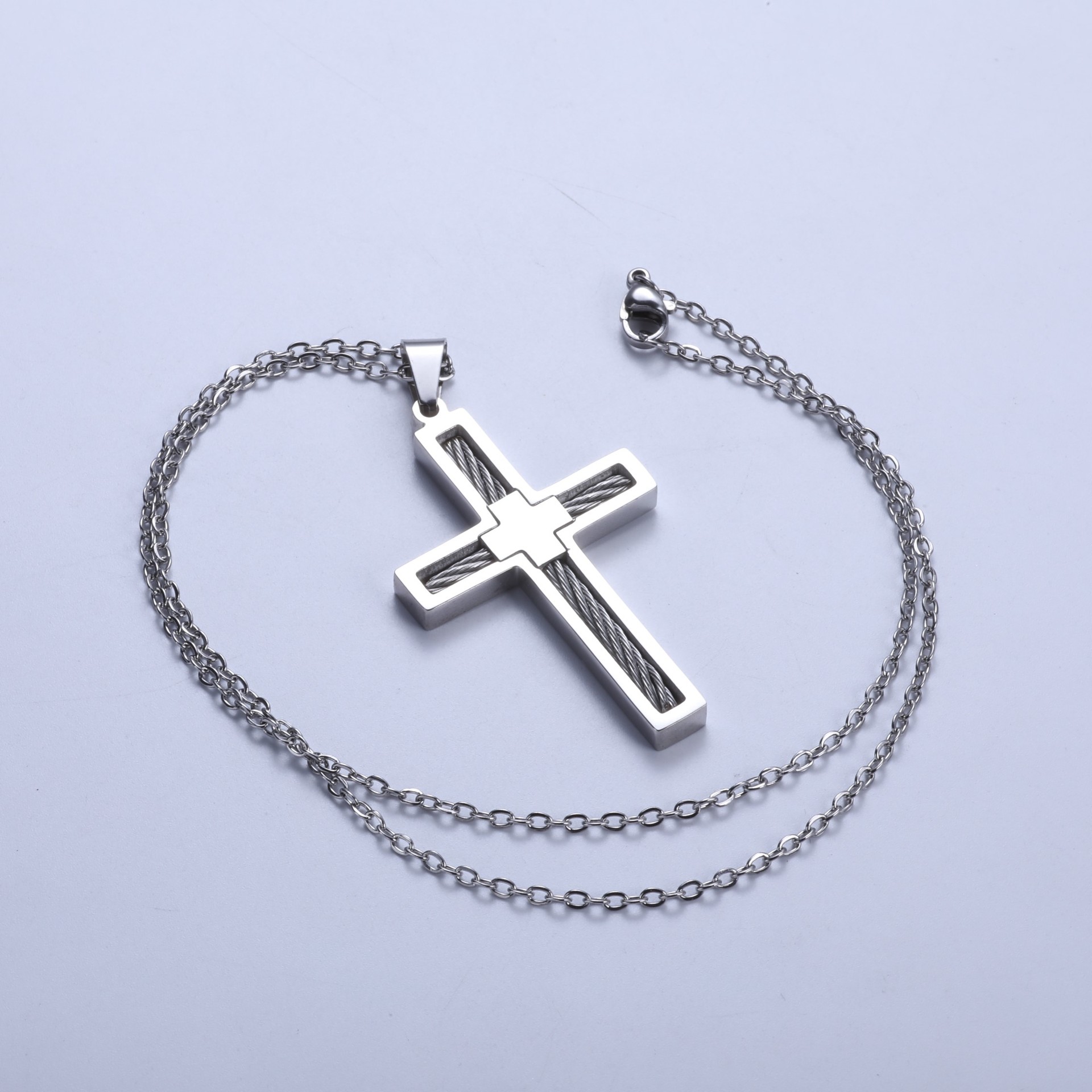 Steel pendant + flat cross chain