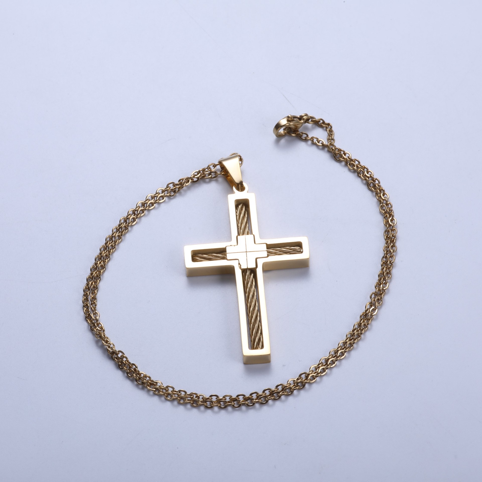 Golden pendant + flat cross chain