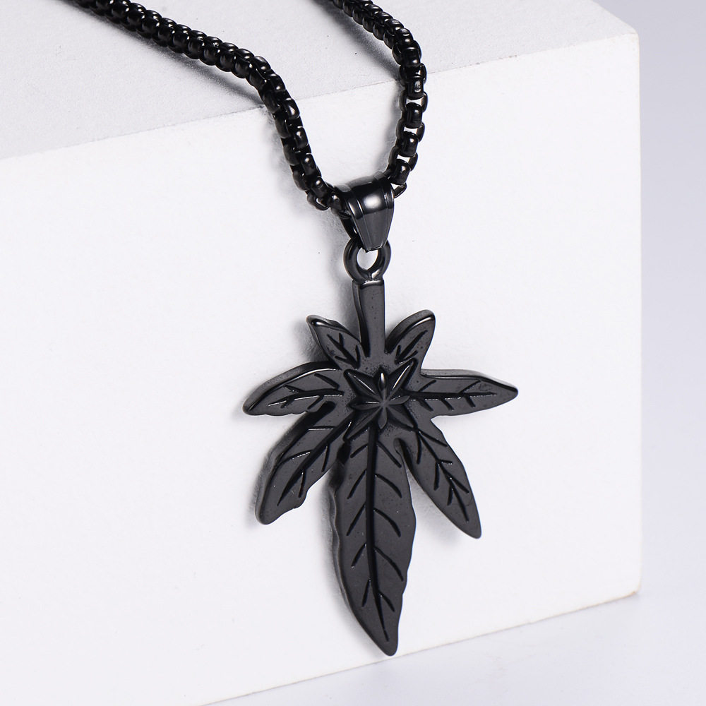 6:Black pendant chain
