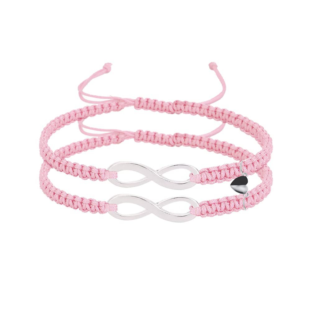 Pink rope and black and white heart Rosado