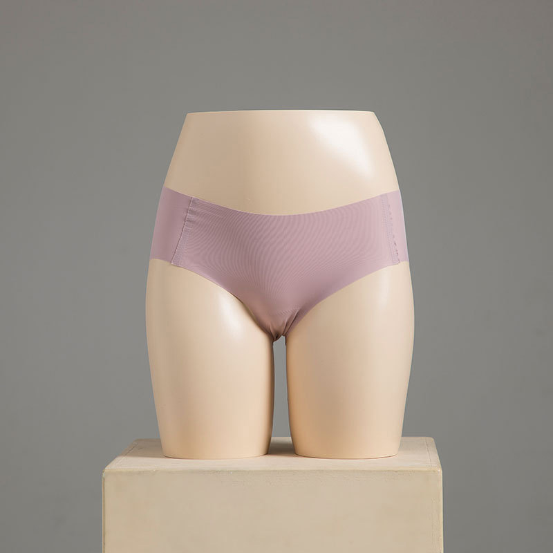 Skin tone female buttock model-Height 46cm, width 38cm, hip circumference 90cm