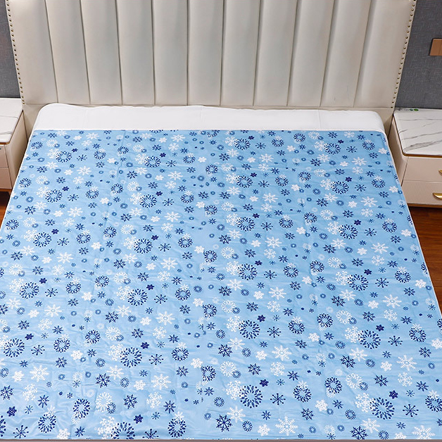 Sky Blue Snowflakes 180*180cm Send 2 ice pillow