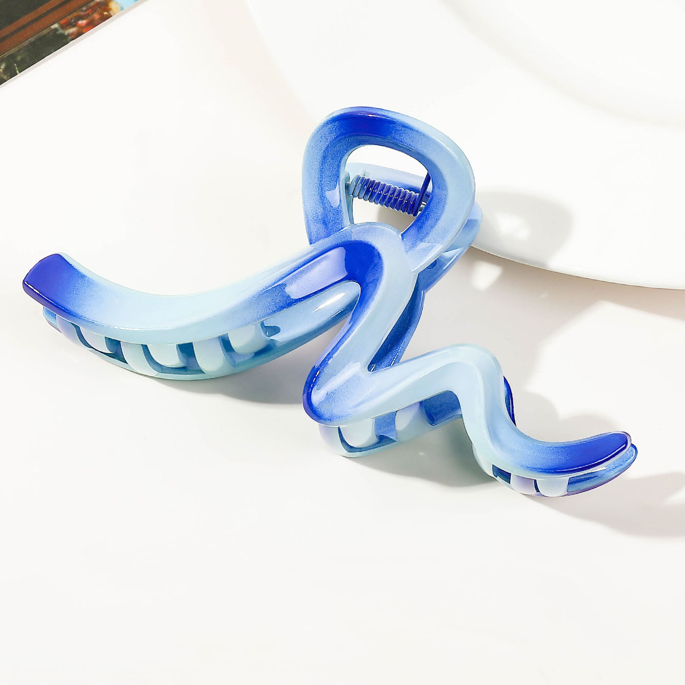 Bowknot clip - blue