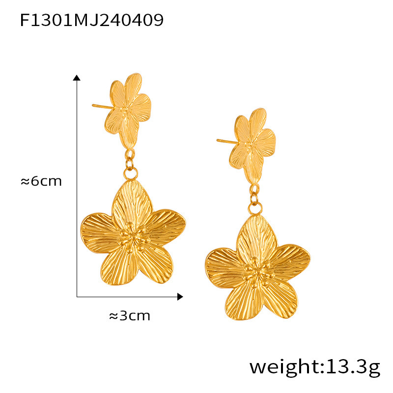 1:F1301- Gold earrings
