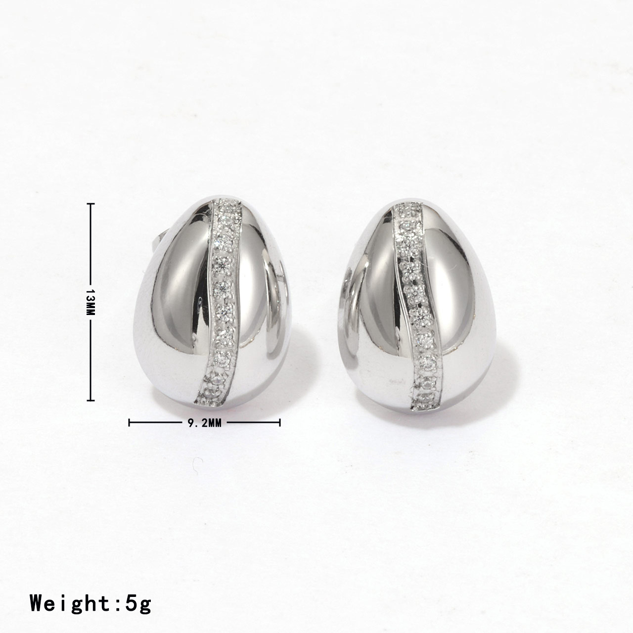 4:Platinum colour - Stud earrings