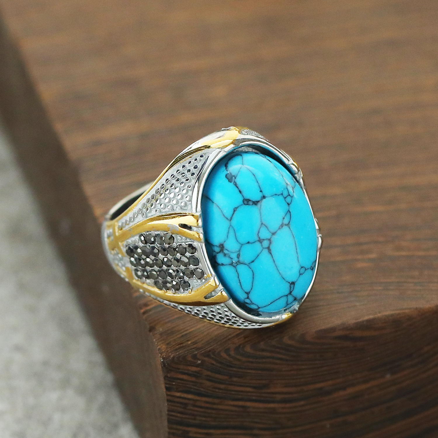 Steel color and gold blue turquoise US Size #7