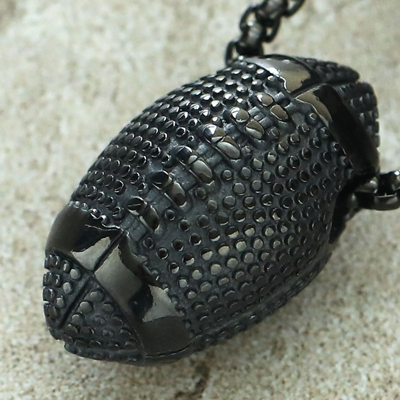 3:Black single pendant