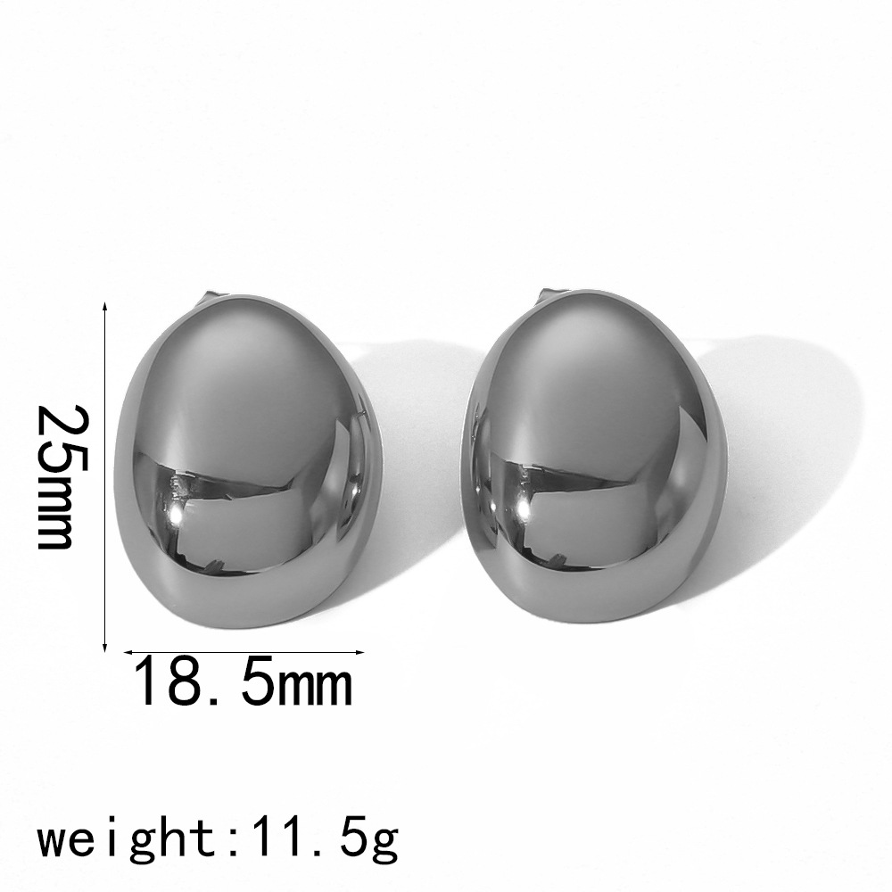 2:silver earrings