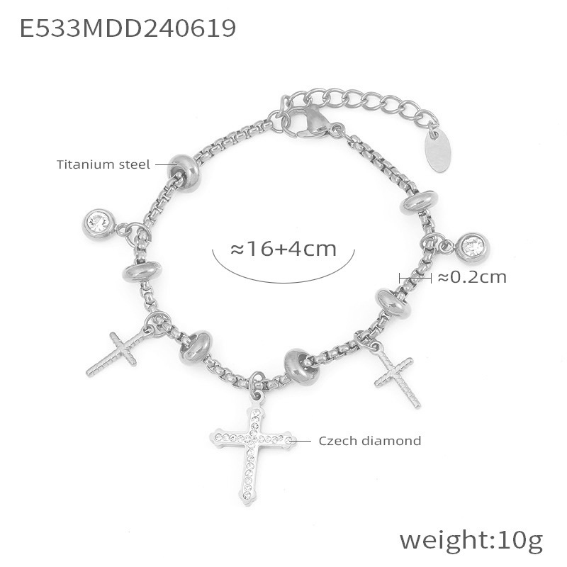 4:E533- Steel bracelet