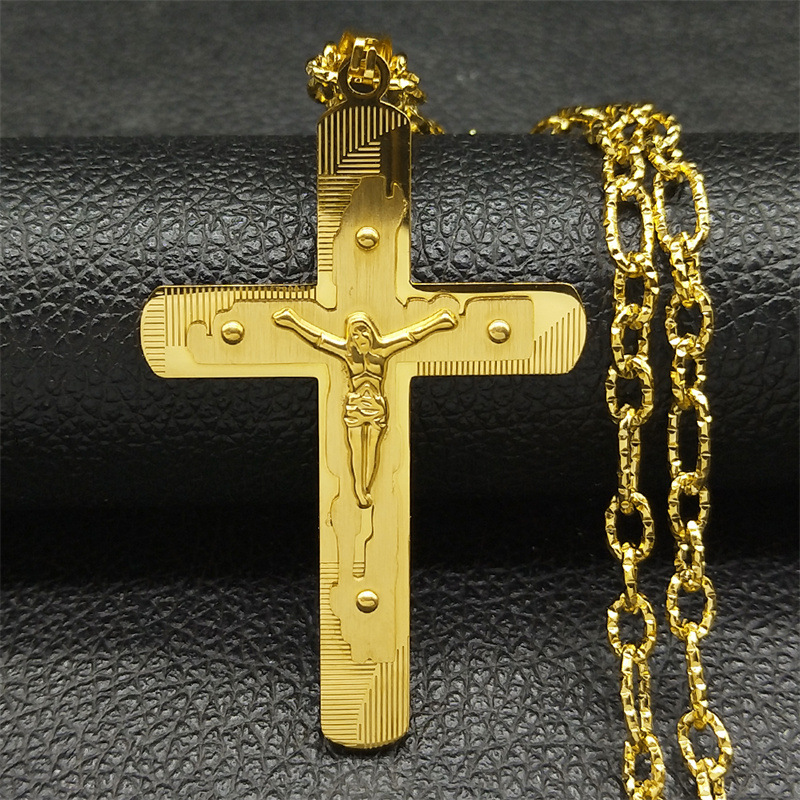 Golden pendant + chain