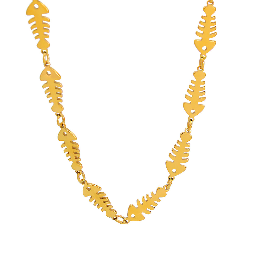 4:Gold necklace