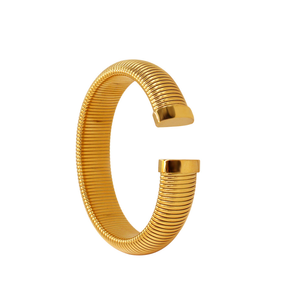 YS848 16mm gold open bracelet