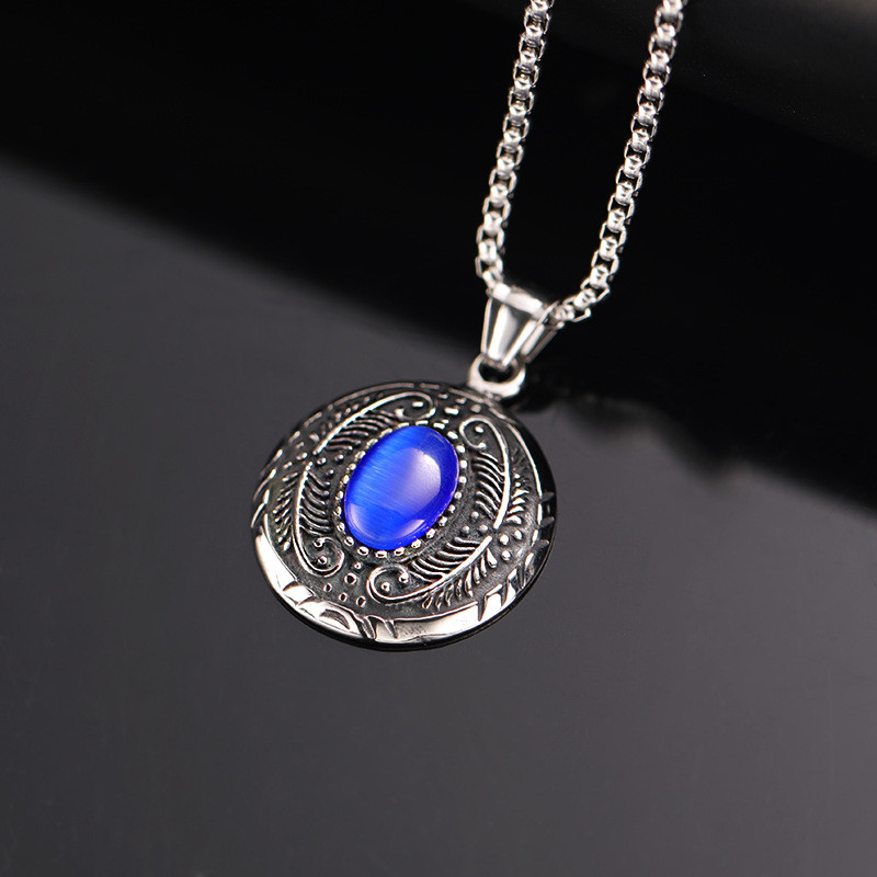 8:Blue necklace