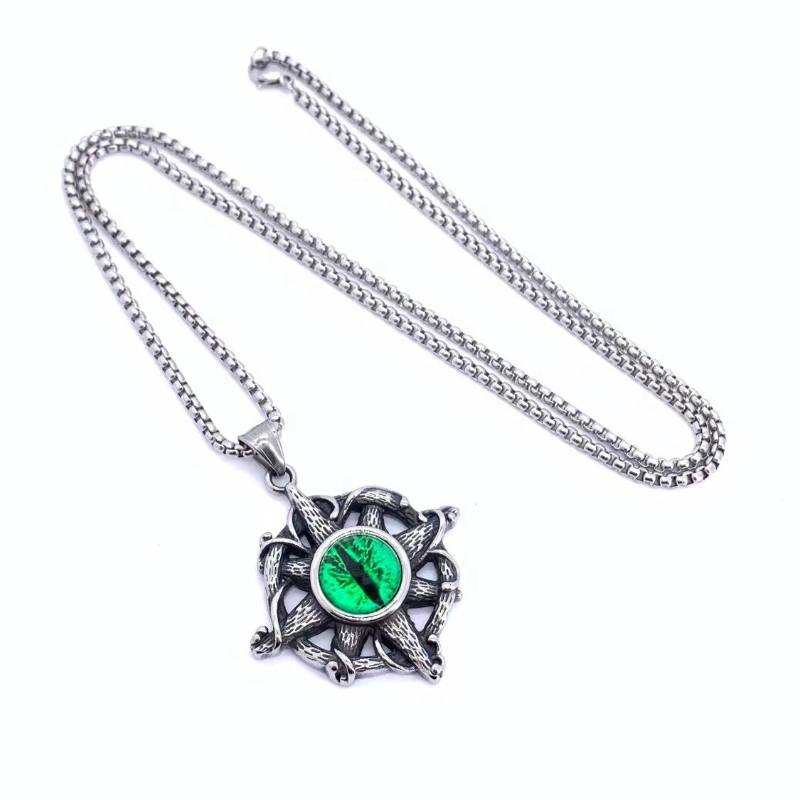 Green-eye pendant with 60CM chain