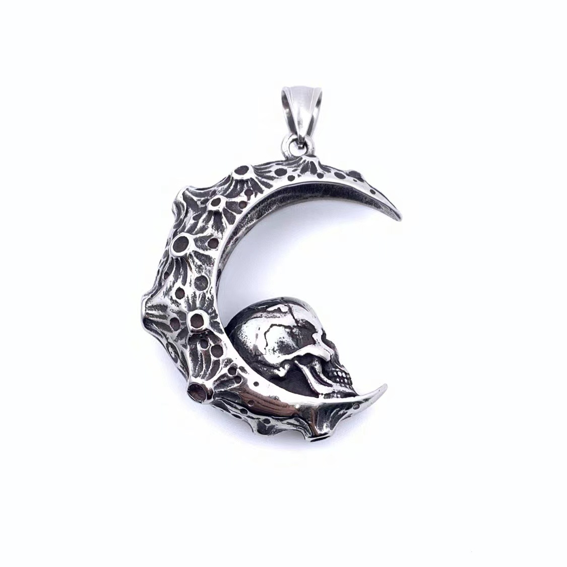 Single pendant ( without chain )