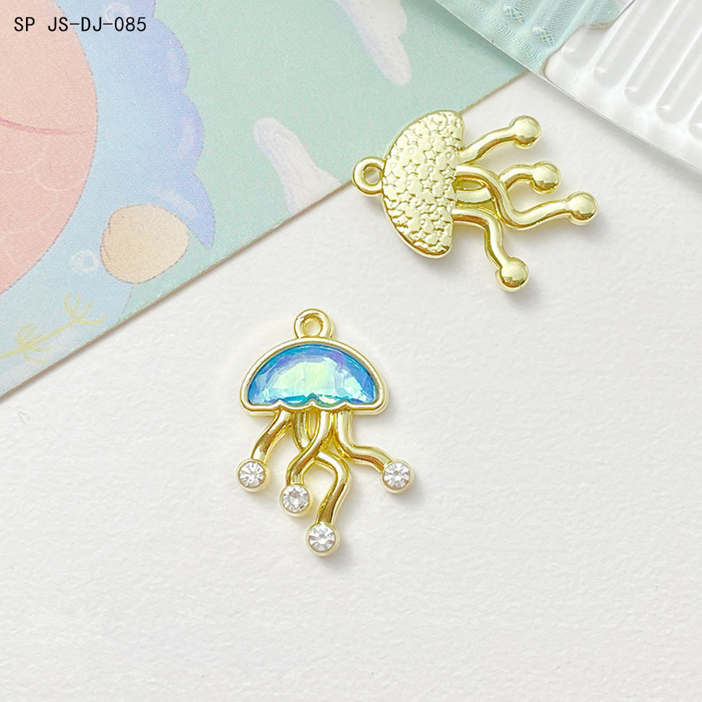 Blue jellyfish/Gold