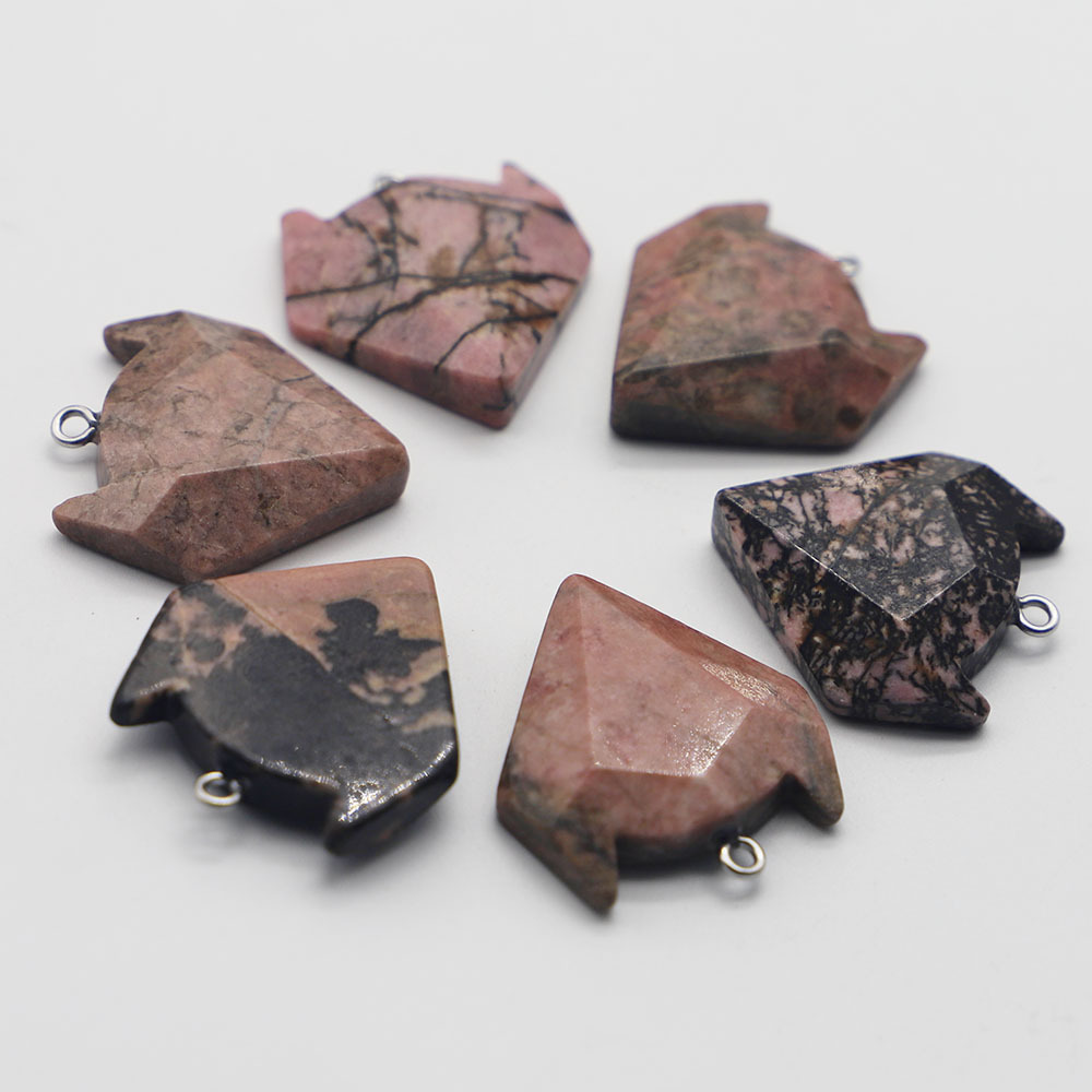 15 Rhodonite