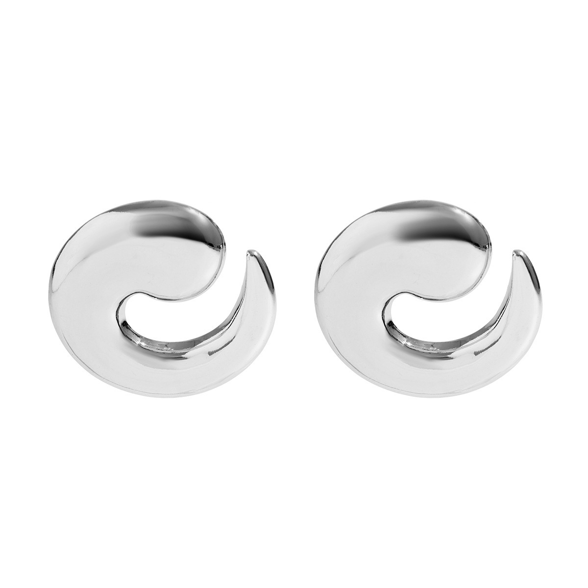 2:Stud earrings White K 3183