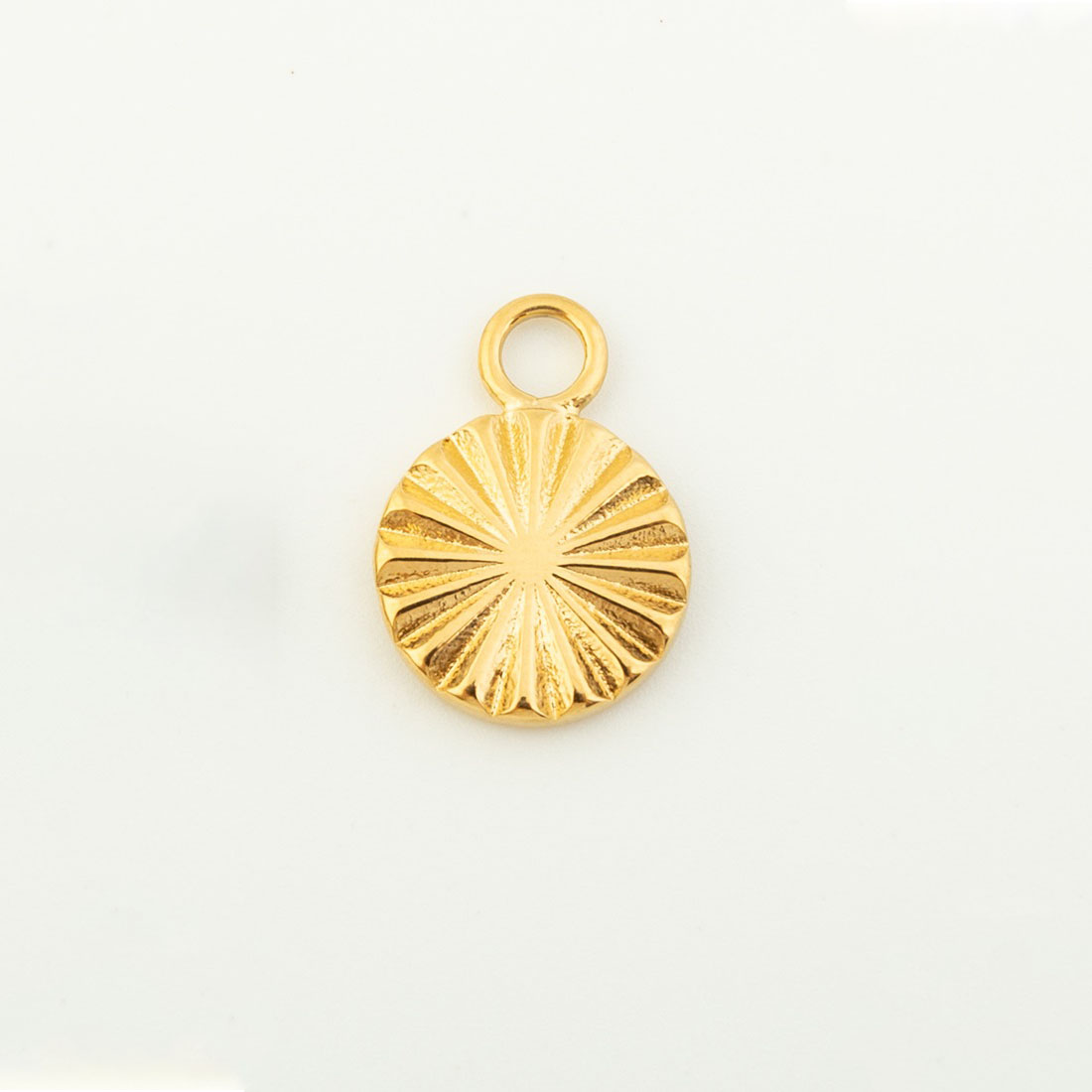 Gold small pendant