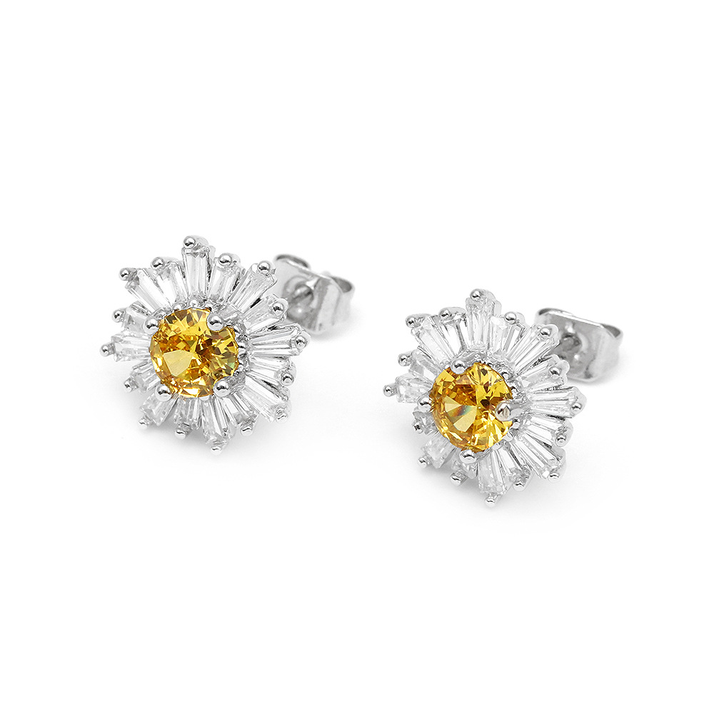 4:Platinum (stud earrings)