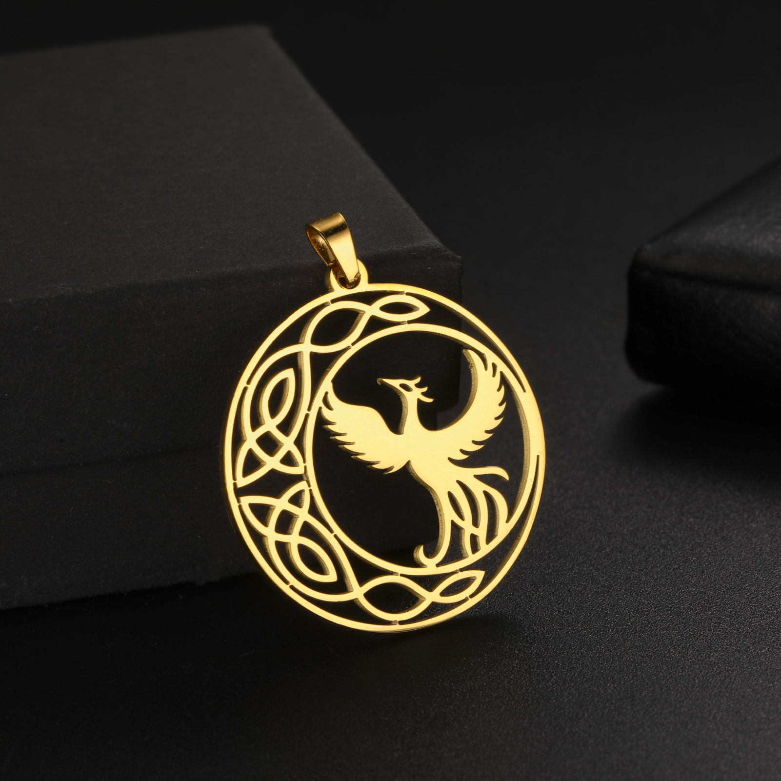 Gold - Pendant