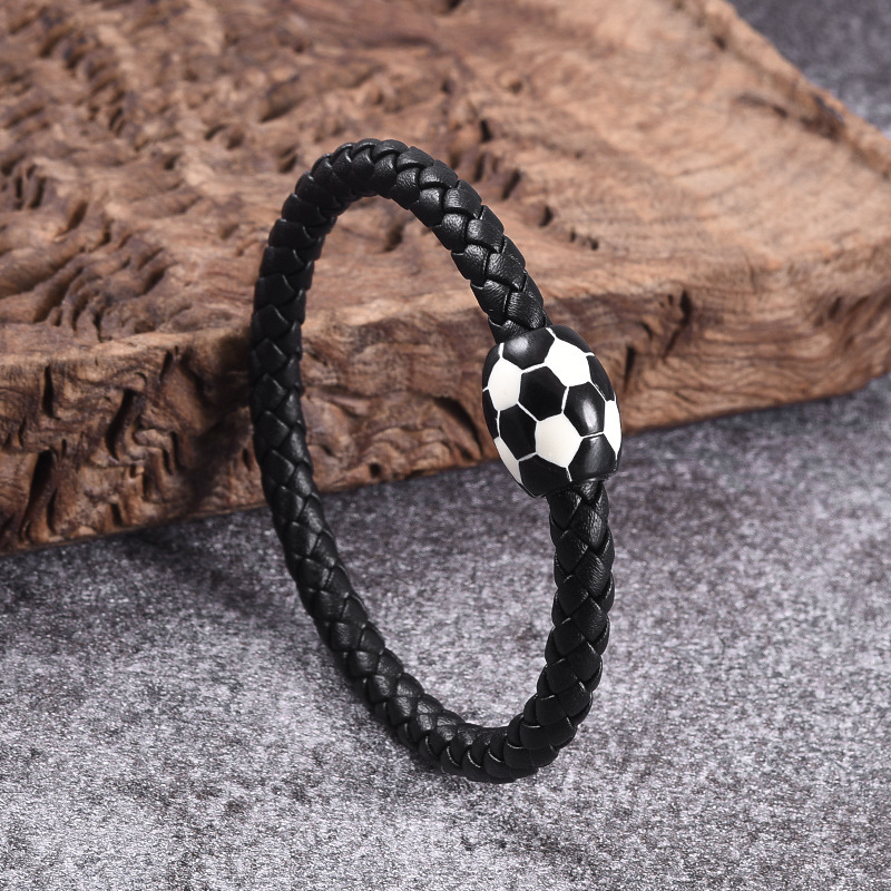 5:No. 2 bracelet 20.5CM