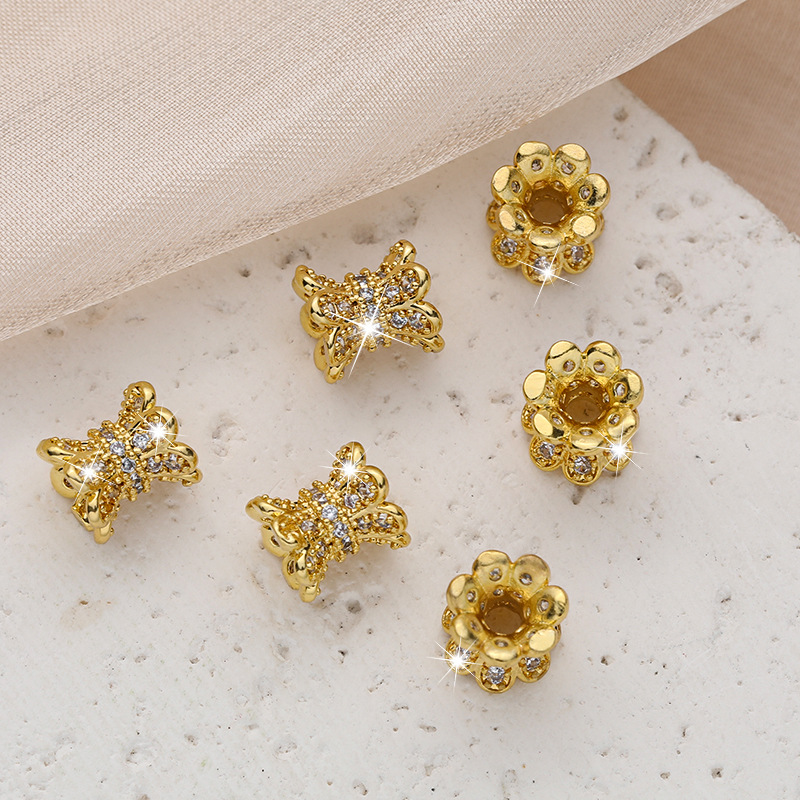 2:18k gold [real gold preservation] Length 7.5mm width 7.2mm Aperture 1.5mm