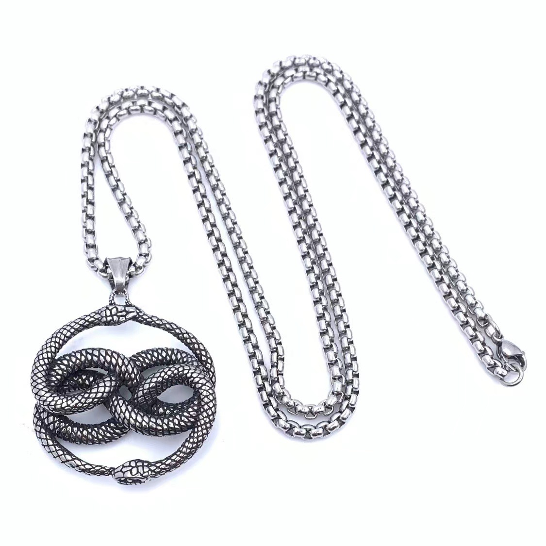 3:Pendant with 70CM chain