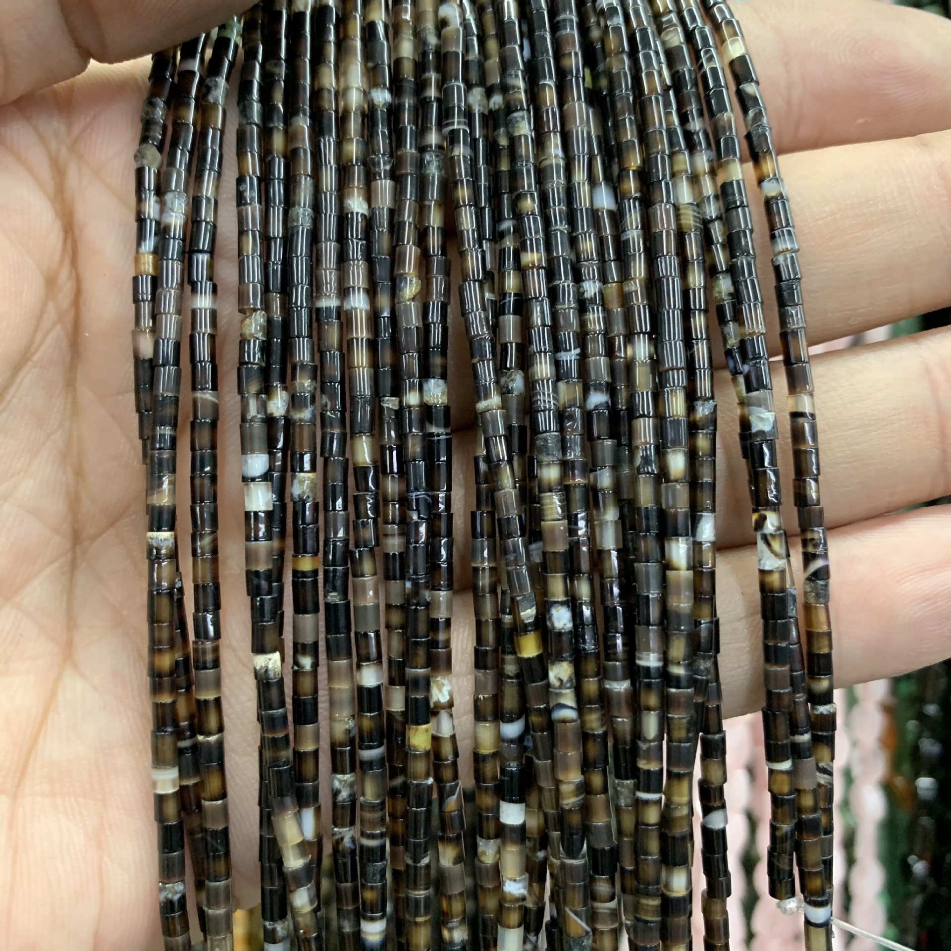 Agate noire de Speckle